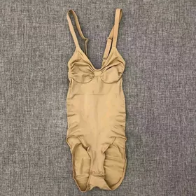 içki geýim figura