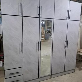 Mebel taze