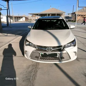 Toyota Camry 2017