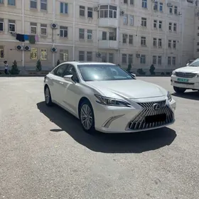 Lexus ES 350 2024