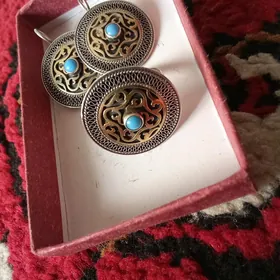 Kümüş gyzyl çaýylan komplekt