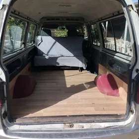 Hyundai H100 2003