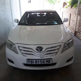 Toyota Camry 2011