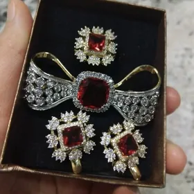 komplekt bizuteriya