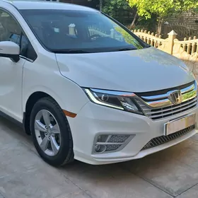 Honda Odyssey 2018