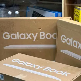 Samsung Galaxybook4/16GB/512GB