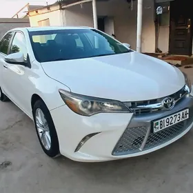 Toyota Camry 2015