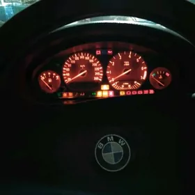 BMW 325 1992