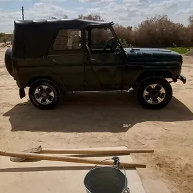UAZ 469 1986