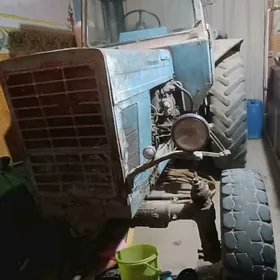 MTZ T-28 1980