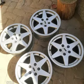 KAREYKA DISKA RADNOY 16 LYK BMW