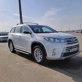 Toyota Highlander 2017