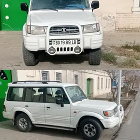Hyundai Galloper 2001