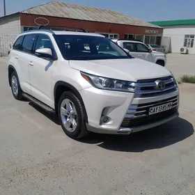 Toyota Highlander 2018