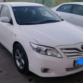 Toyota Camry 2010