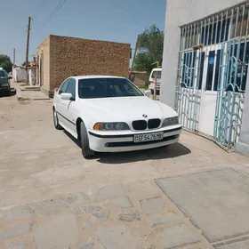 BMW E39 2002