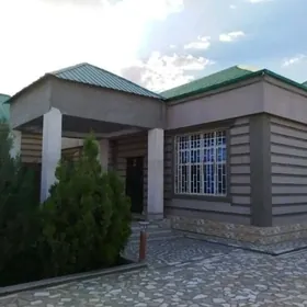 Довгала, дом