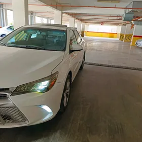 Toyota Camry 2017
