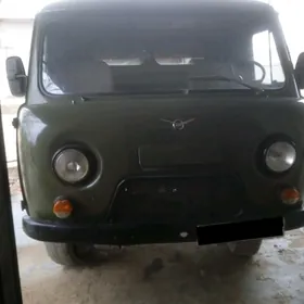 UAZ 452 1987