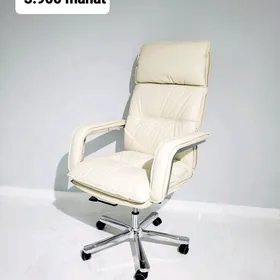 Офисные кресла