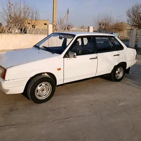 Lada 21099 2000