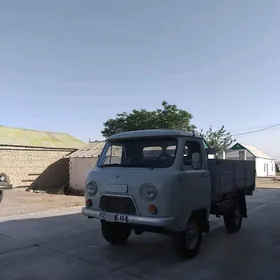 UAZ 452 1998
