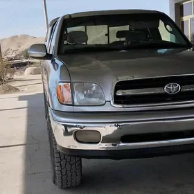 Toyota Tundra 2002