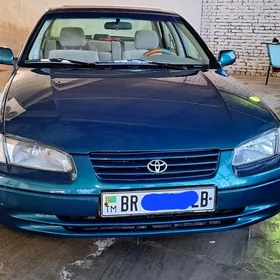 Toyota Camry 1997