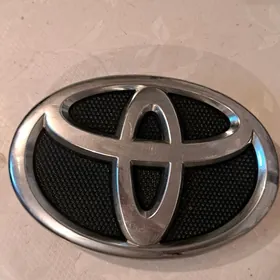 Toyota emblema