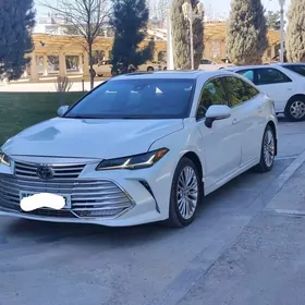 Toyota Avalon 2019