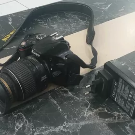 Nikon 5100