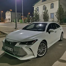 Toyota Avalon 2019