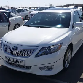 Toyota Camry 2010
