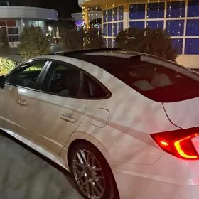 Hyundai Sonata 2021