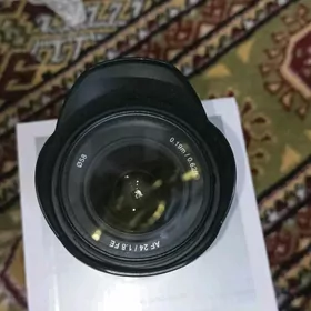 Samyang 24 mm f1.8 Sony un