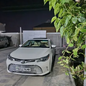 Toyota Avalon 2018