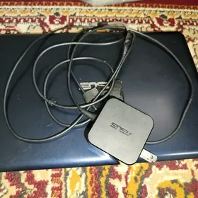 Asus komyuter