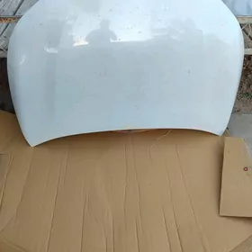 Corolla kapot