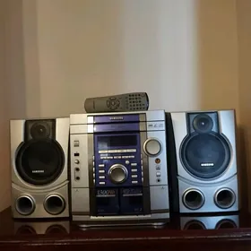 Музыкальный центр Samsung