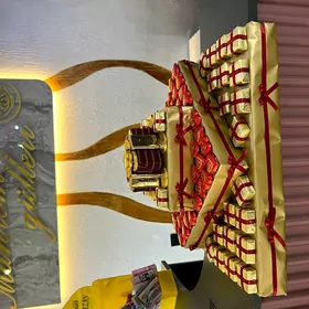 Toy sacaklyk suyjilikler