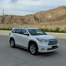 Toyota Highlander 2016