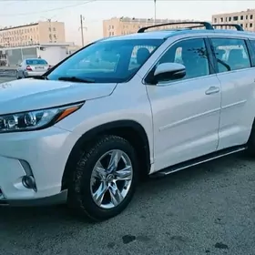 Toyota Highlander 2018