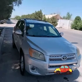 Toyota RAV4 2010