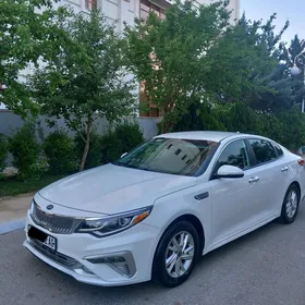 Kia Optima 2020