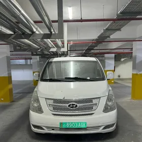 Hyundai H-1 2012