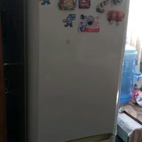 Indesit haladilnik