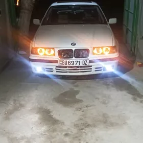 BMW 320 1992