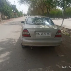 Daewoo Leganza 1999