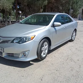 Toyota Camry 2013