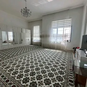Satlyk 16tapgyr 4kom 210m²